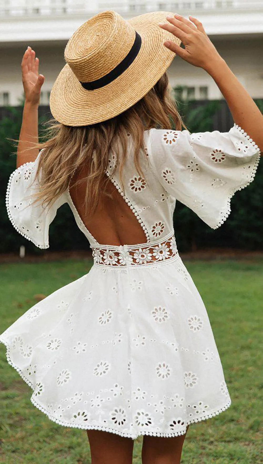 BALI BACKLESS WHITE DRESS