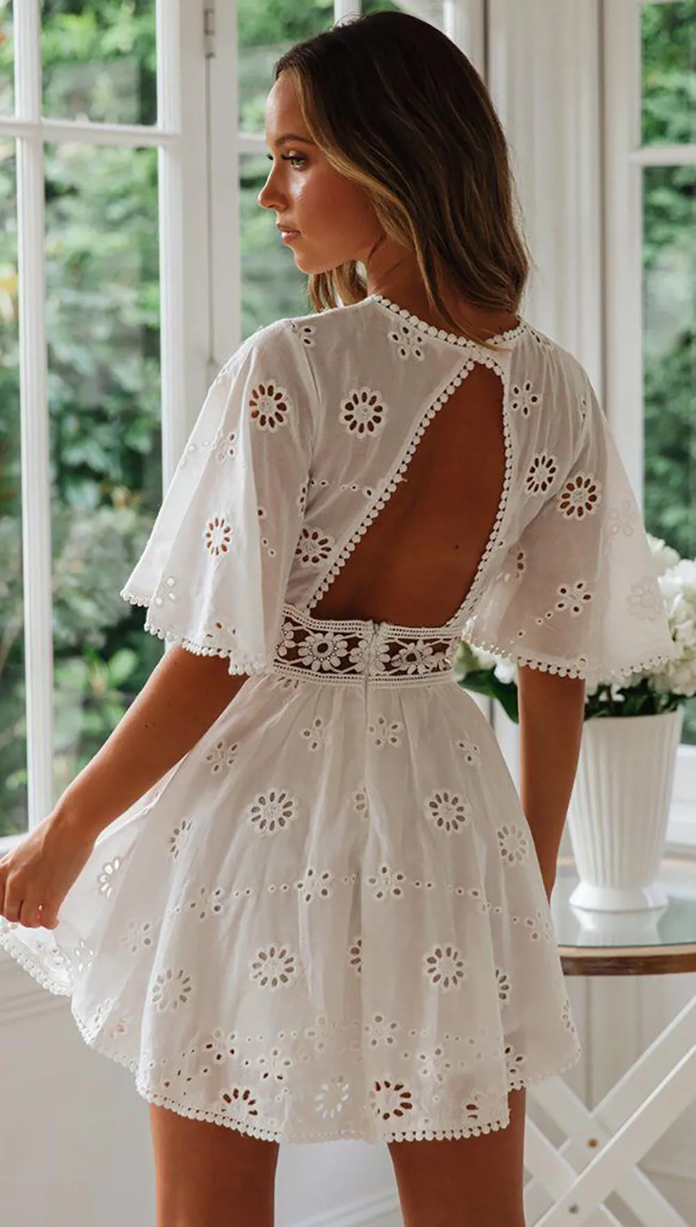 BALI BACKLESS WHITE DRESS