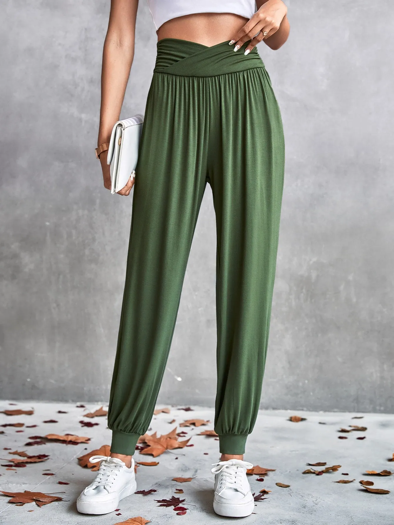 Solid High Waist Ruched Tapered Pants