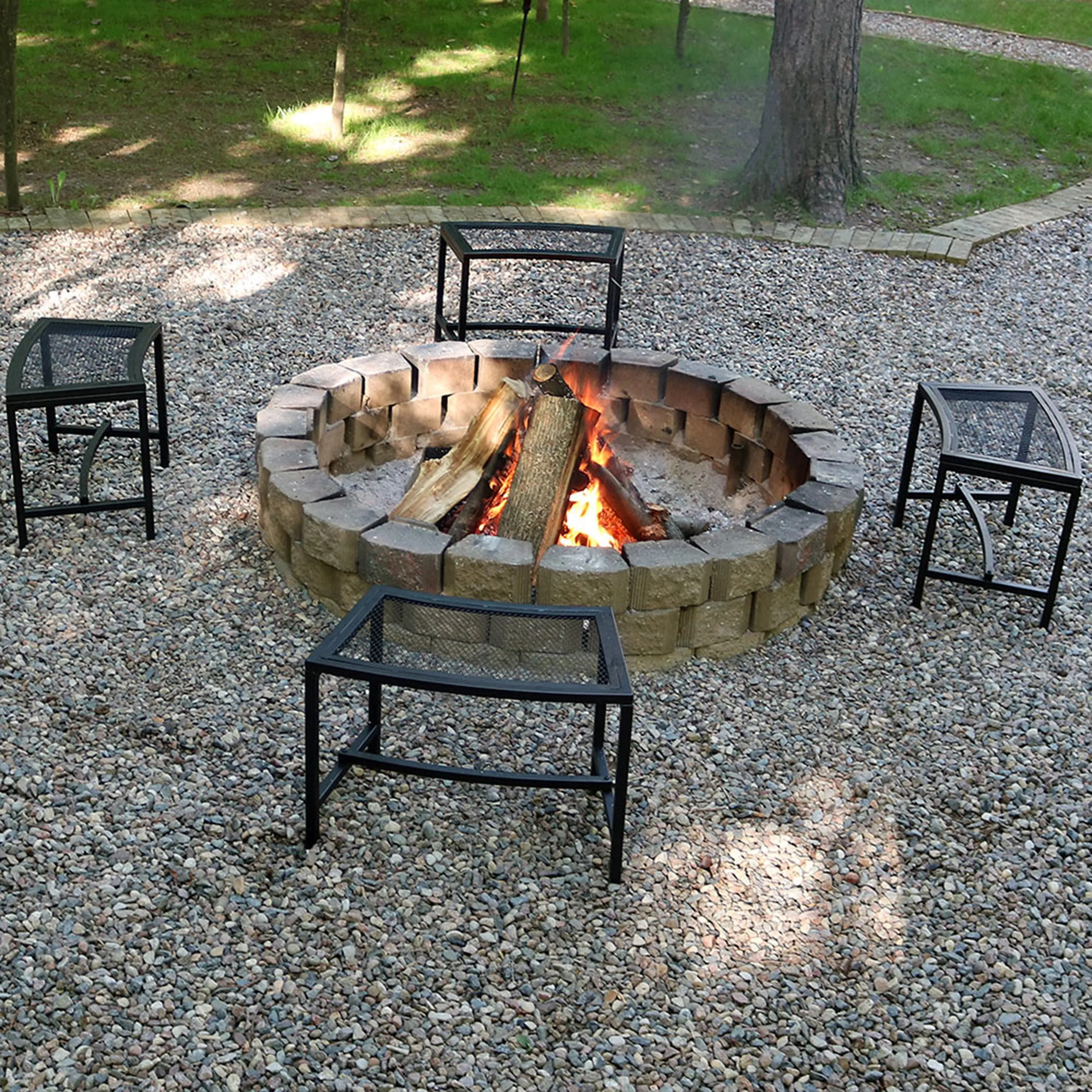 Sunnydaze Black Mesh Patio Curved Fire Pit Bench