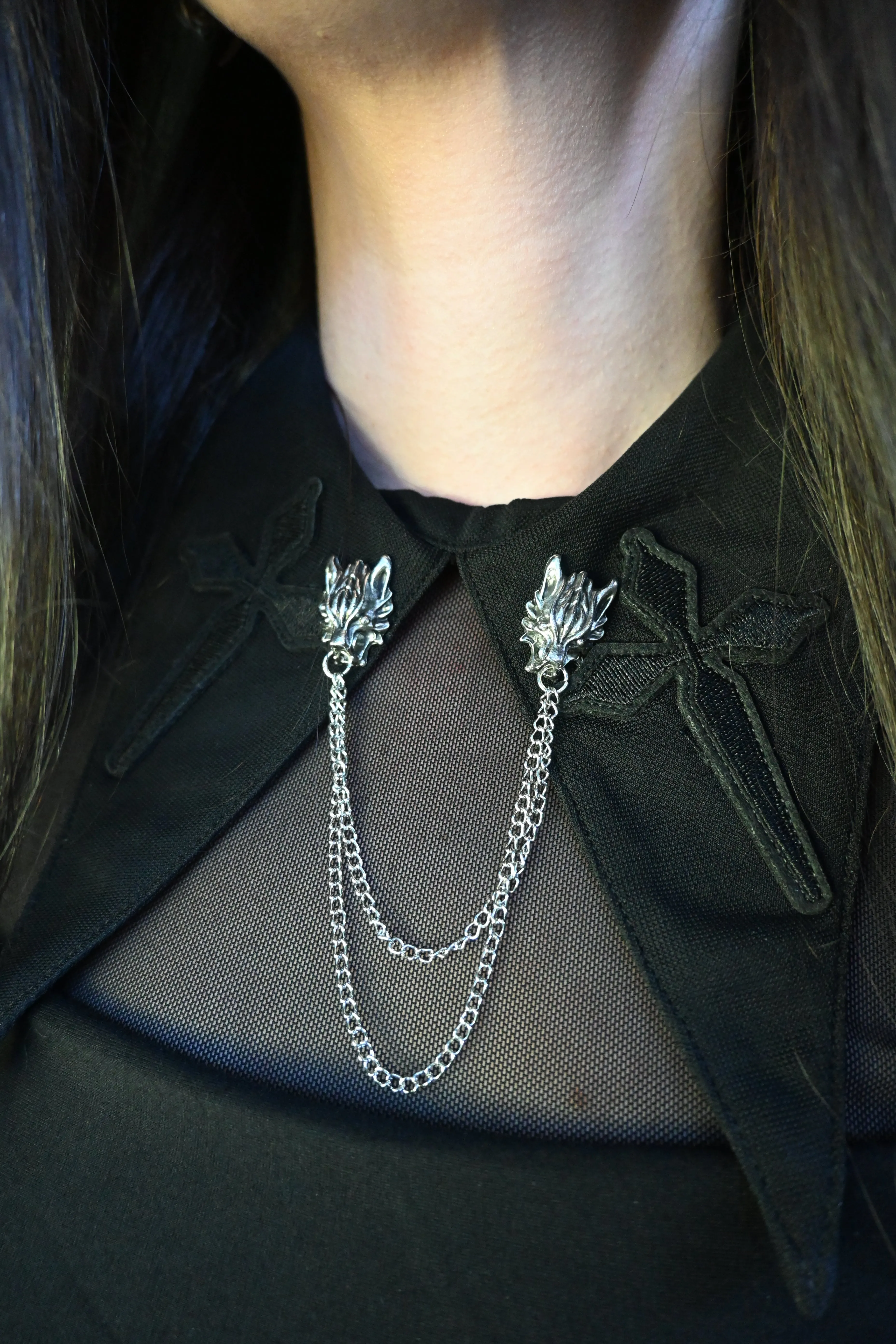 Wolf Chain Collar Clip